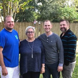 Meet your Posher, Debra